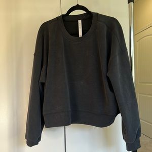 Lululemon crop crew neck sweatshirt